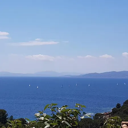 Panorama Boulouris Lägenhet